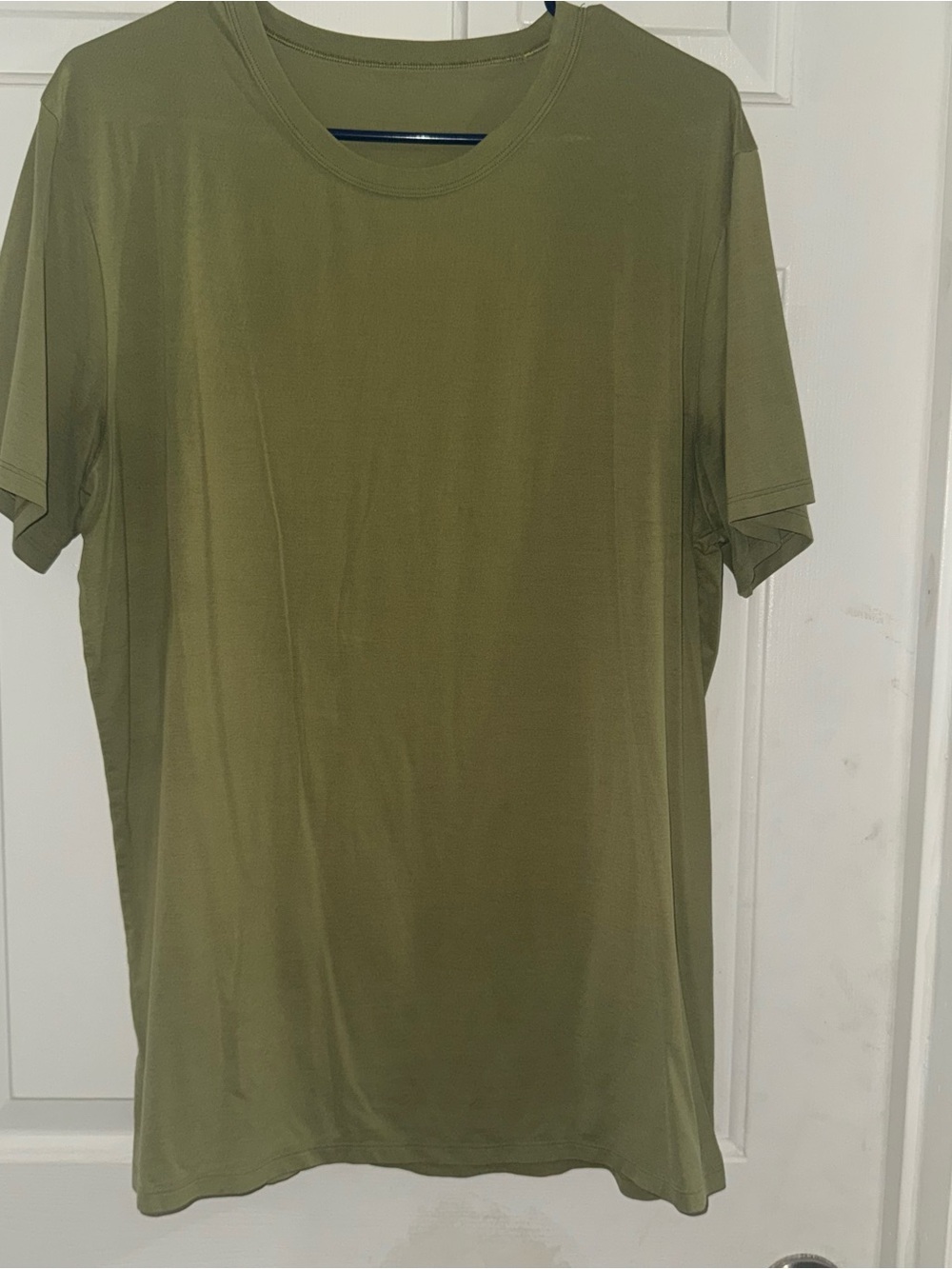 Lululemon men’s Olive Green Men’s Crew Neck T-Shirt